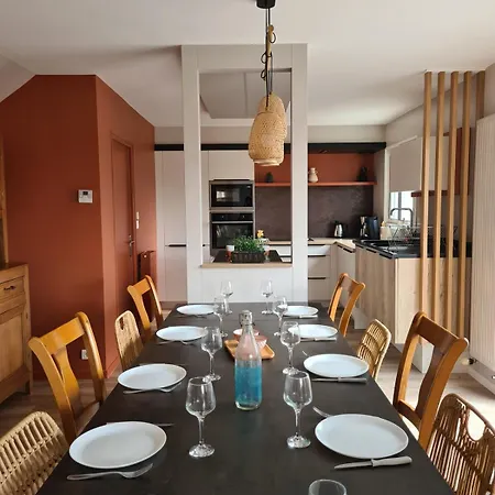 Chez Caco Maison Lumineuse Avec Jardin Proche Du Puy Dufou Casa de Férias *