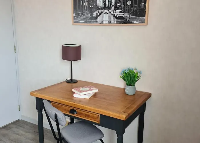 Chez Caco Maison Lumineuse Avec Jardin Proche Du Puy Dufou Hébergement de vacances *