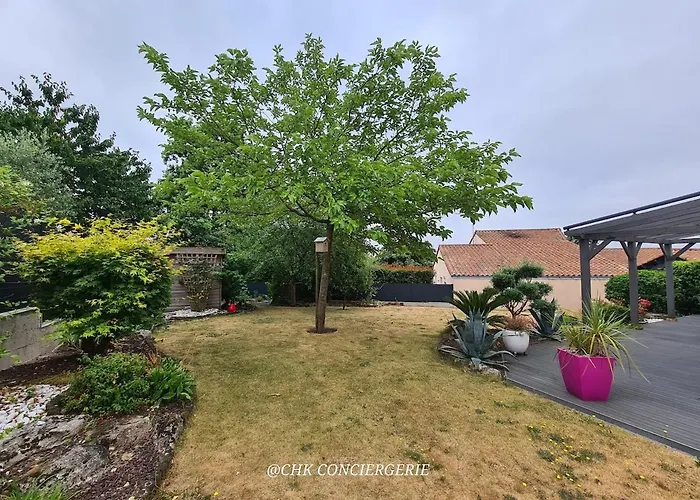 Chez Caco Maison Lumineuse Avec Jardin Proche Du Puy Dufou Hébergement de vacances Les Herbiers